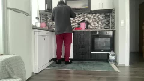 Snapshot of alphandre chatting on March 2025 08:27:01 AM AlphAndre online show from March 2025 08:27:01 AM