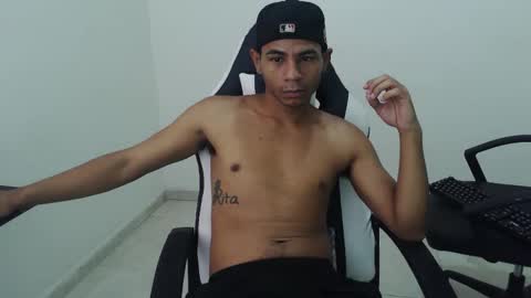 alphas_latins online show from March 2026 02:50:01 AM