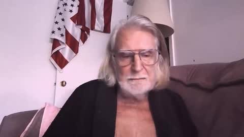 AlphaUniform online show from February 2026 04:15:02 PM