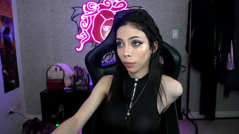 Snapshot of altsofie chatting on December 2024 07:05:01 AM Sofie Kimino online show from December 2024 07:05:01 AM