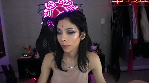 Snapshot of altsofie chatting on January 2025 04:23:01 AM Sofie Kimino online show from January 2025 04:23:01 AM