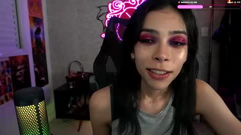 Snapshot of altsofie chatting on March 2025 04:08:02 AM Sofie Kimino online show from March 2025 04:08:02 AM