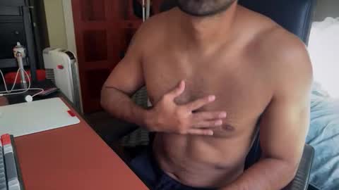 Alvi94 online show from December 2025 01:31:01 PM