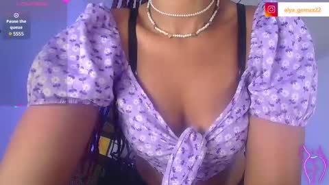 Snapshot of alya_gomez chatting on December 2024 08:45:01 PM online show from December 2024 08:45:01 PM