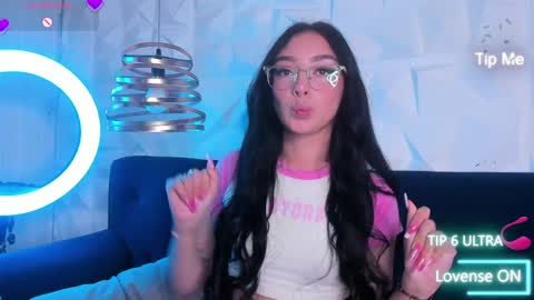 sopie online show from January 2025 02:04:01 PM