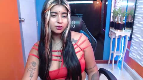 Snapshot of alyshachopra chatting on February 2025 05:59:02 AM ALYSHA online show from February 2025 05:59:02 AM