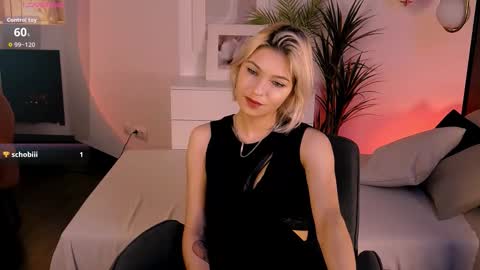 Alysia online show from October 2025 03:01:01 PM