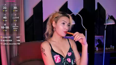Snapshot of alysiasun chatting on July 2026 06:27:01 AM Alysia online show from July 2026 06:27:01 AM