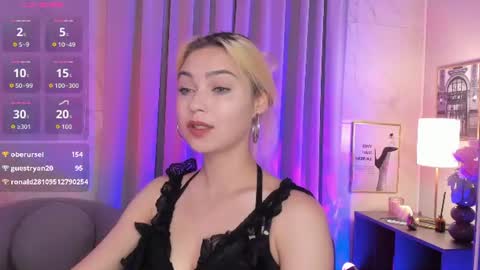 Snapshot of alysiasun chatting on July 2026 06:35:02 PM Alysia online show from July 2026 06:35:02 PM