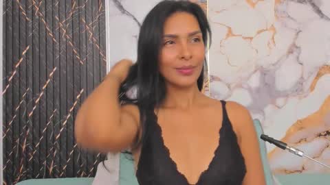 alyson__a online show from January 2026 01:27:02 PM