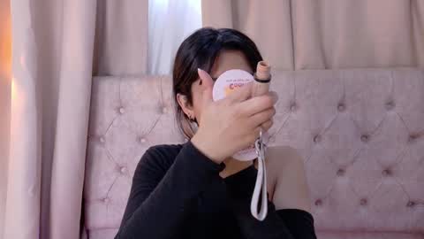 Snapshot of alyssa_joness chatting on November 2025 02:12:02 PM alyssa_joness online show from November 2025 02:12:02 PM