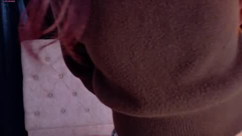 Snapshot of alyssa_joness chatting on January 2026 01:16:01 PM alyssa_joness online show from January 2026 01:16:01 PM