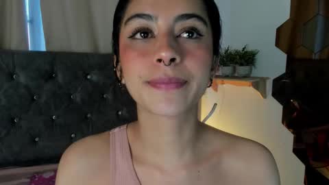 Snapshot of alyssa_joness chatting on February 2026 03:01:01 PM alyssa_joness online show from February 2026 03:01:01 PM