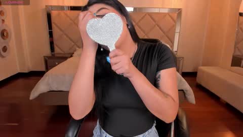 Aly  online show from February 2026 11:37:02 AM