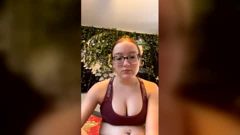 Snapshot of alyssag7001 chatting on May 2026 07:22:02 PM alyssag7001 online show from May 2026 07:22:02 PM