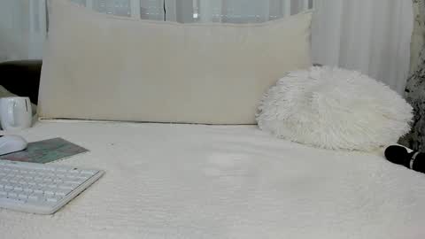 Snapshot of alyssamillan chatting on December 2024 10:56:01 AM alysamillan online show from December 2024 10:56:01 AM