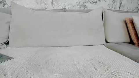 Snapshot of alyssamillan chatting on January 2025 02:52:01 PM alysamillan online show from January 2025 02:52:01 PM