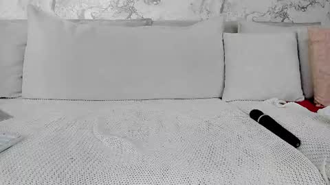 Snapshot of alyssamillan chatting on February 2025 01:25:01 PM alysamillan online show from February 2025 01:25:01 PM