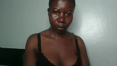 Snapshot of am_creme_delight chatting on April 2026 03:10:02 AM am_creme_delight online show from April 2026 03:10:02 AM