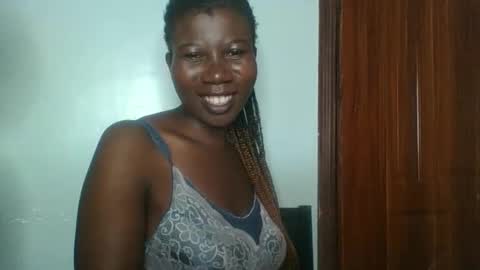 Snapshot of am_creme_delight chatting on April 2026 12:40:02 PM am_creme_delight online show from April 2026 12:40:02 PM