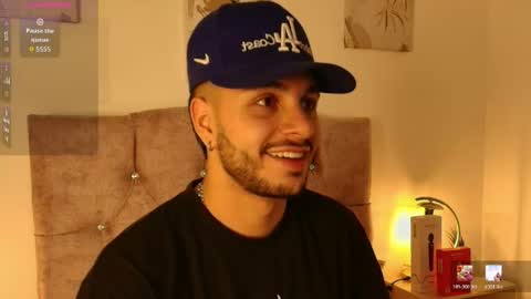 Snapshot of amadeo_wild chatting on April 2026 04:21:02 AM Amadeo Wild online show from April 2026 04:21:02 AM