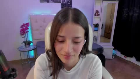 Snapshot of amaia_daniells chatting on May 2026 07:52:02 PM B I A N C A online show from May 2026 07:52:02 PM