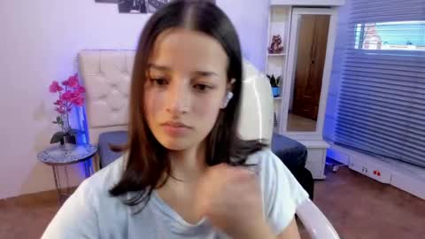 Snapshot of amaia_daniells chatting on May 2026 09:01:02 PM B I A N C A online show from May 2026 09:01:02 PM