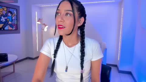 Amalia cruss online show from September 2025 11:43:01 PM