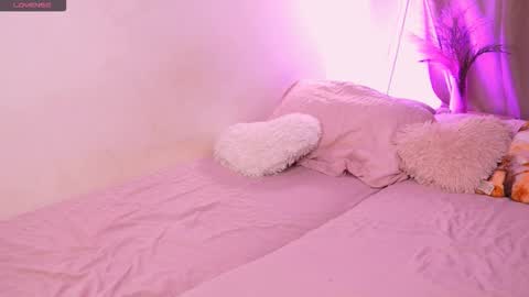 amalia_minkxx online show from November 2025 05:28:02 PM