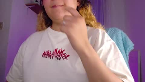 Amalia Im Back See you soon this January 7 at 10 pm Colombia time online show from December 2025 01:15:02 AM