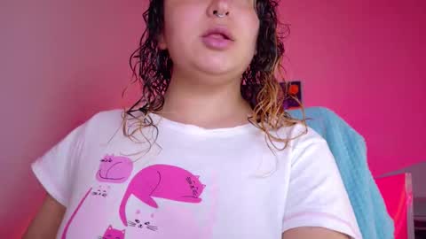 Amalia Im Back See you soon this January 7 at 10 pm Colombia time online show from March 2026 11:54:02 PM