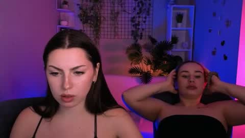 Snapshot of amalialowell chatting on June 2026 07:13:01 PM Amalia online show from June 2026 07:13:01 PM