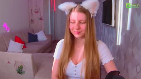 Snapshot of amaliaqueen999 chatting on March 2025 01:51:01 PM Amalia online show from March 2025 01:51:01 PM