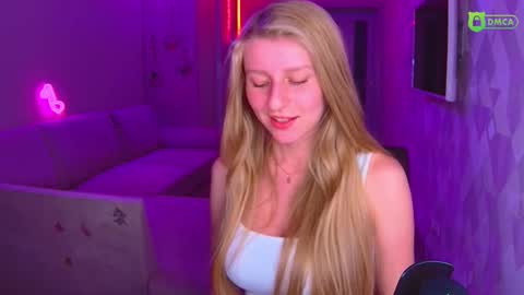 Snapshot of amaliaqueen999 chatting on November 2025 02:50:02 PM Amalia online show from November 2025 02:50:02 PM