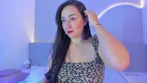 amanda_benz_ online show from July 2026 11:07:01 AM