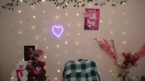 Snapshot of amanda_bright_ chatting on May 2026 08:19:01 AM amanda_bright_ online show from May 2026 08:19:01 AM