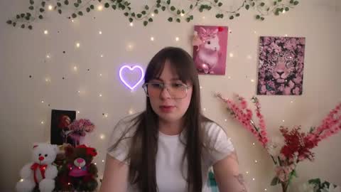 Snapshot of amanda_bright_ chatting on May 2026 10:32:02 AM amanda_bright_ online show from May 2026 10:32:02 AM