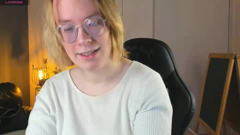 Hi im Amanda online show from October 2025 09:55:02 AM