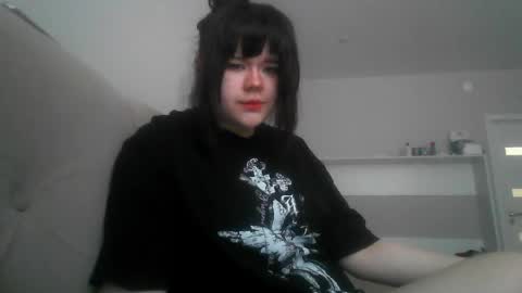 amanda_mia online show from April 2026 11:37:02 AM