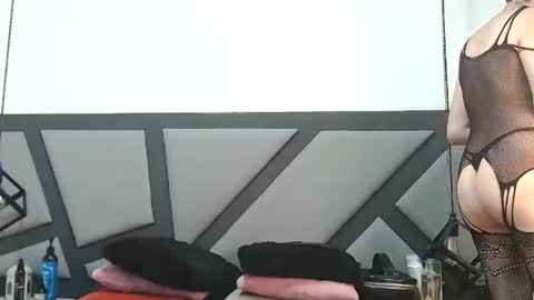 Snapshot of amanda_ramirez chatting on May 2026 03:06:02 PM amanda_ramirez online show from May 2026 03:06:02 PM