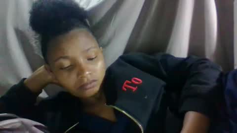 amandaaa25 online show from February 2026 06:38:01 PM