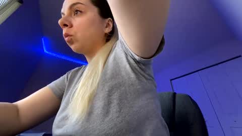 Amanda online show from February 2025 11:15:02 PM