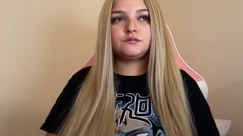 Amandha online show from January 2025 08:32:01 PM