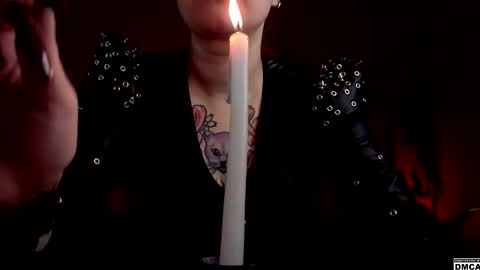 Snapshot of amanita__pantherina chatting on November 2025 11:54:01 AM Goddess Amanita online show from November 2025 11:54:01 AM