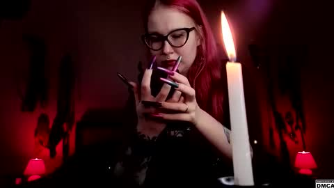 Snapshot of amanita__pantherina chatting on December 2025 09:57:02 AM Goddess Amanita online show from December 2025 09:57:02 AM