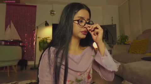 Snapshot of amapola_666 chatting on May 2026 01:44:01 AM Ama online show from May 2026 01:44:01 AM