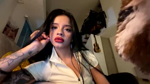 Snapshot of amapola_666 chatting on May 2026 12:38:01 AM Ama online show from May 2026 12:38:01 AM