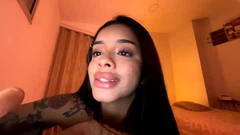 Snapshot of amapola_666 chatting on June 2026 06:52:02 AM Ama online show from June 2026 06:52:02 AM
