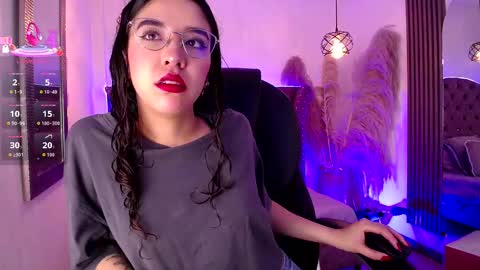 amara_davis1 online show from December 2025 03:44:01 AM