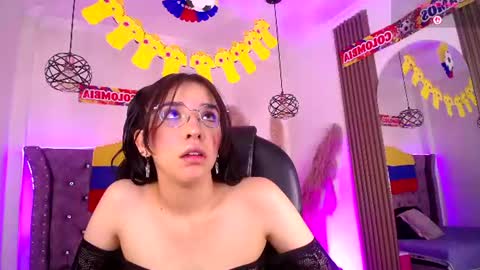Snapshot of amara_davis1 chatting on July 2026 04:50:02 AM amara_davis1 online show from July 2026 04:50:02 AM